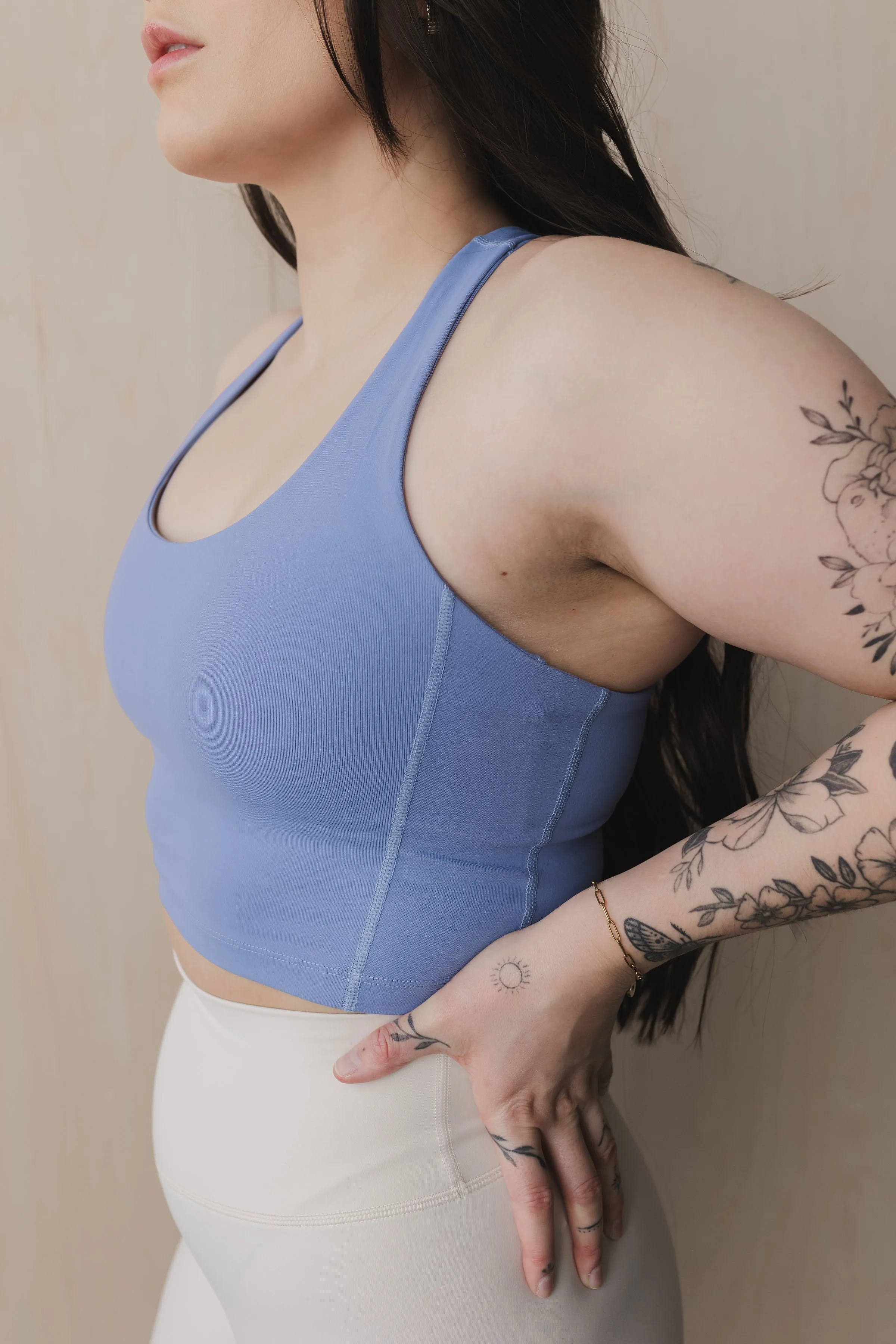 Ava Crop