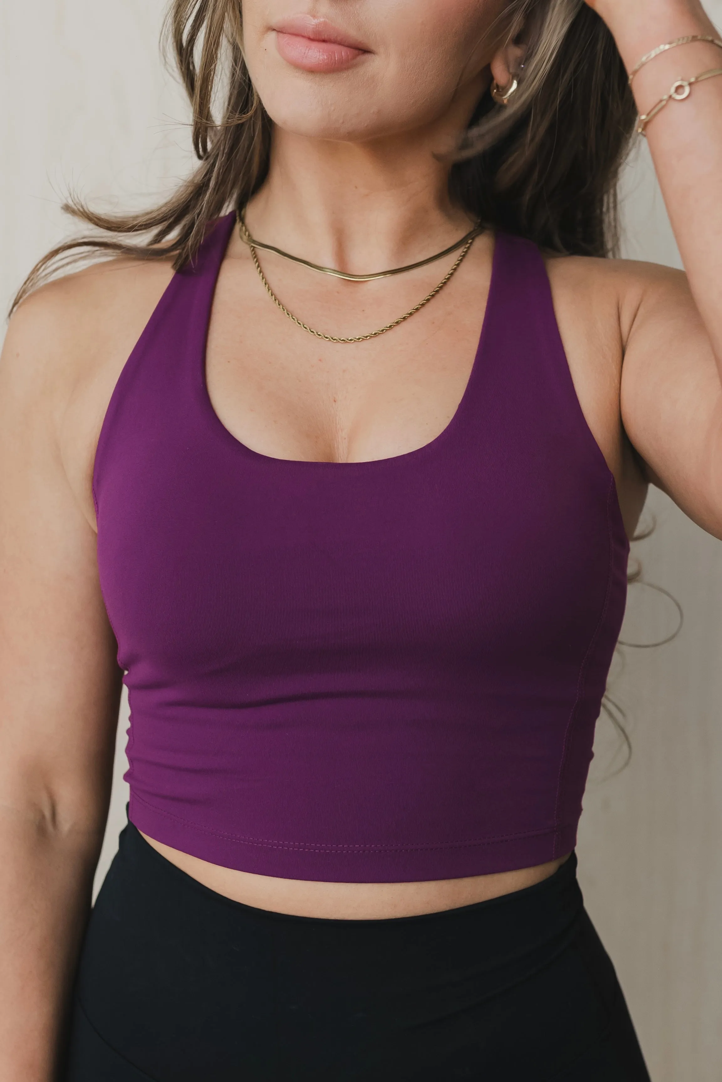 Ava Crop