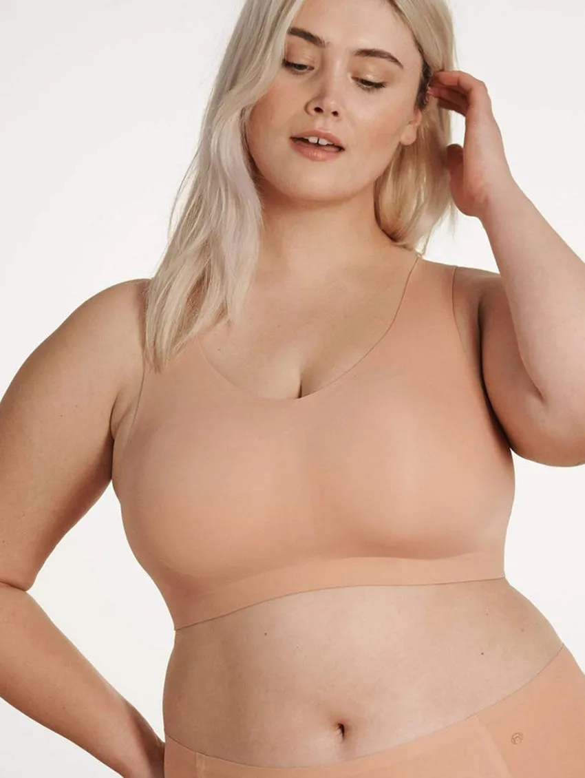 Evelyn & Bobbie Defy Bra