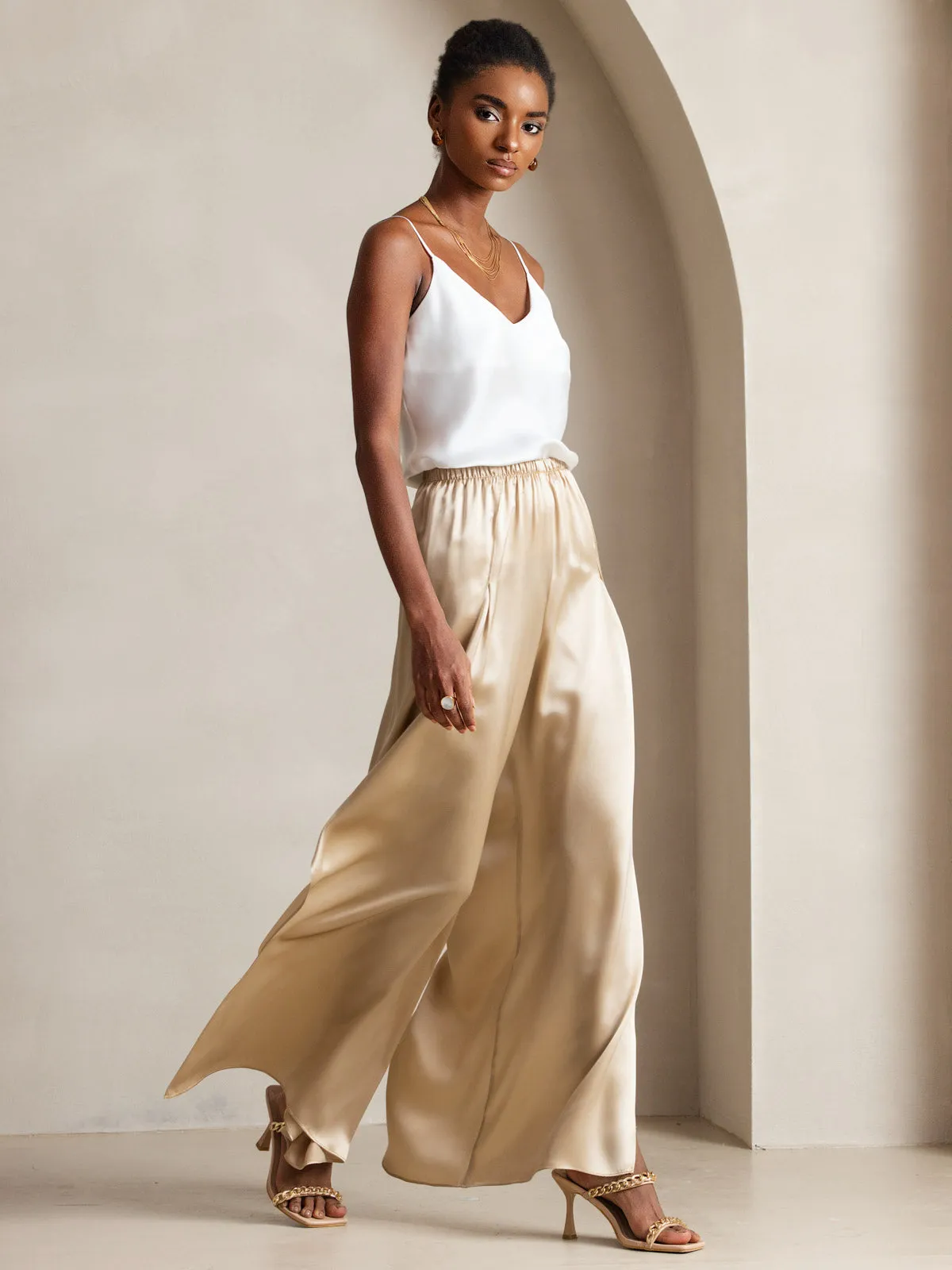 V-neck Pure Silk Spaghetti Straps Camisole Top