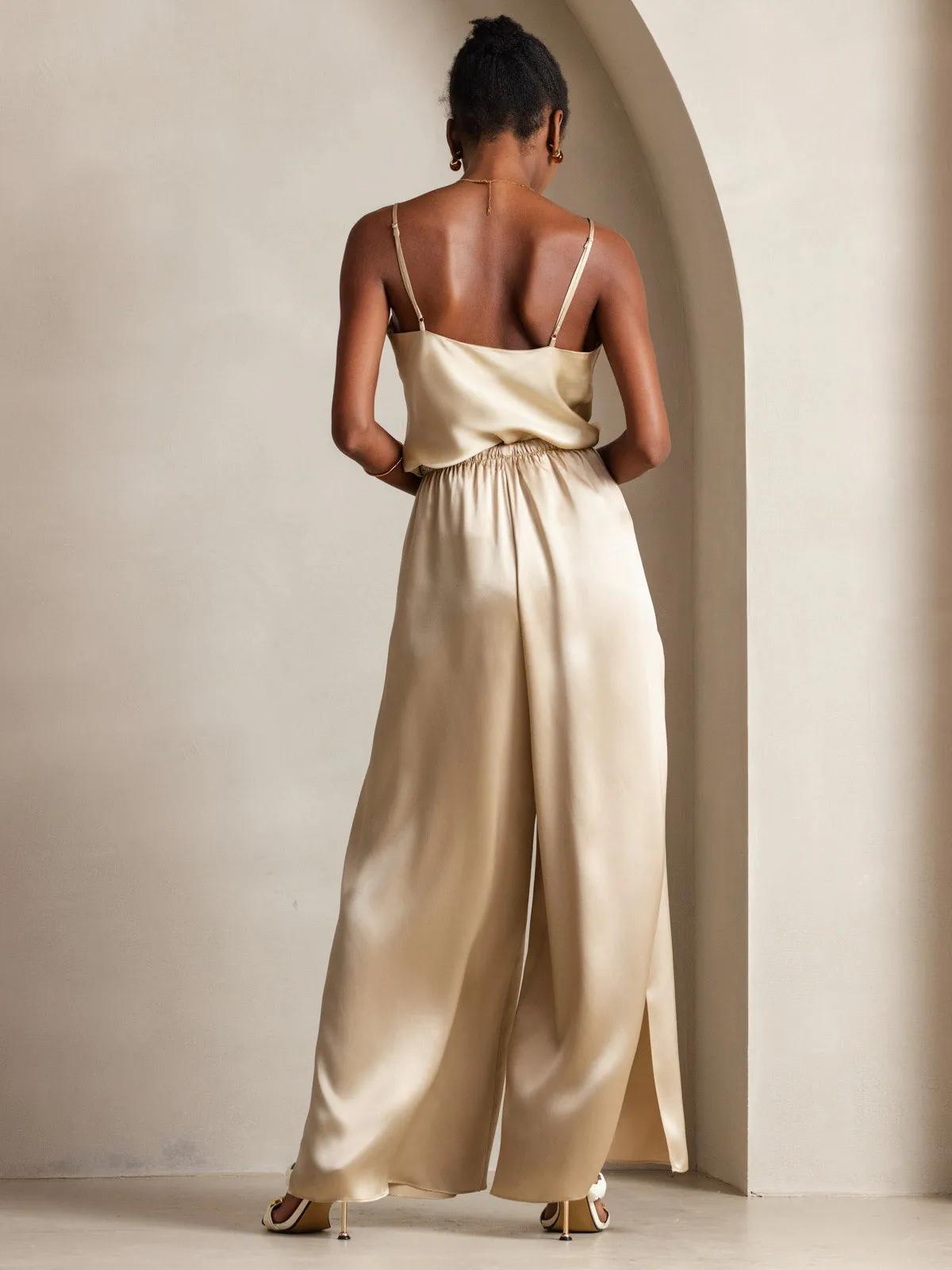 V-neck Pure Silk Spaghetti Straps Camisole Top