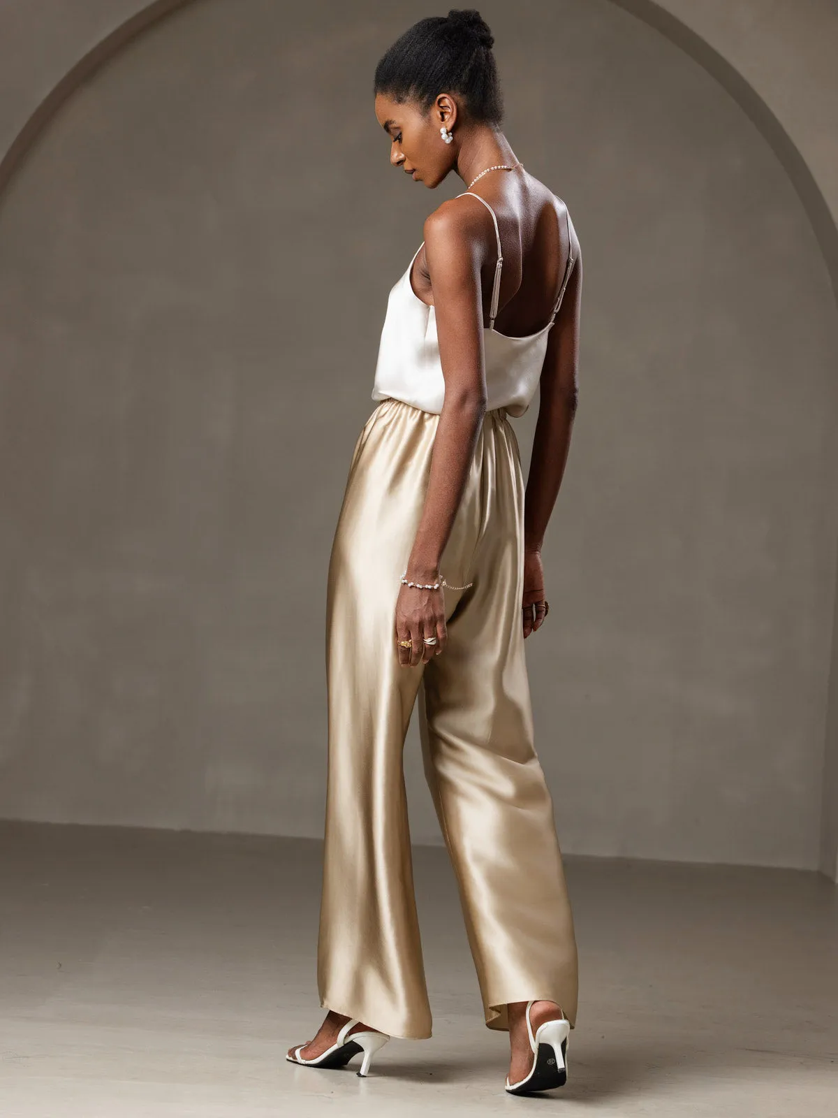 V-neck Pure Silk Spaghetti Straps Camisole Top