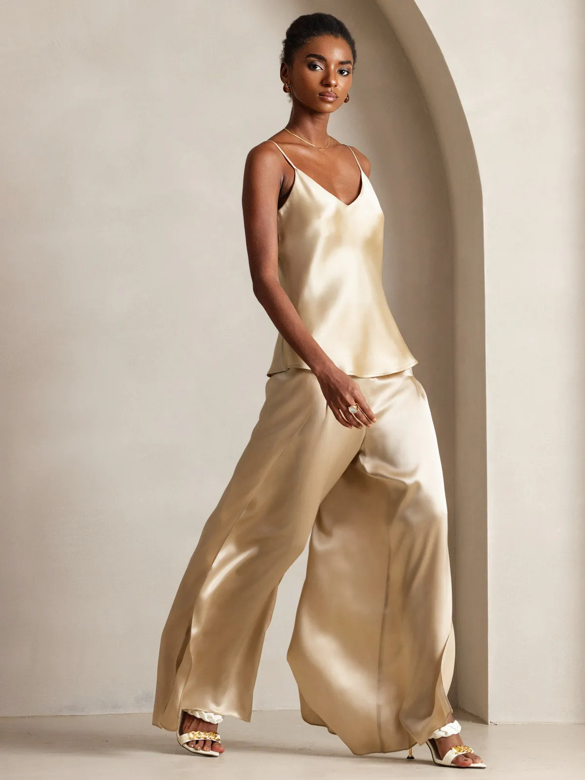 V-neck Pure Silk Spaghetti Straps Camisole Top