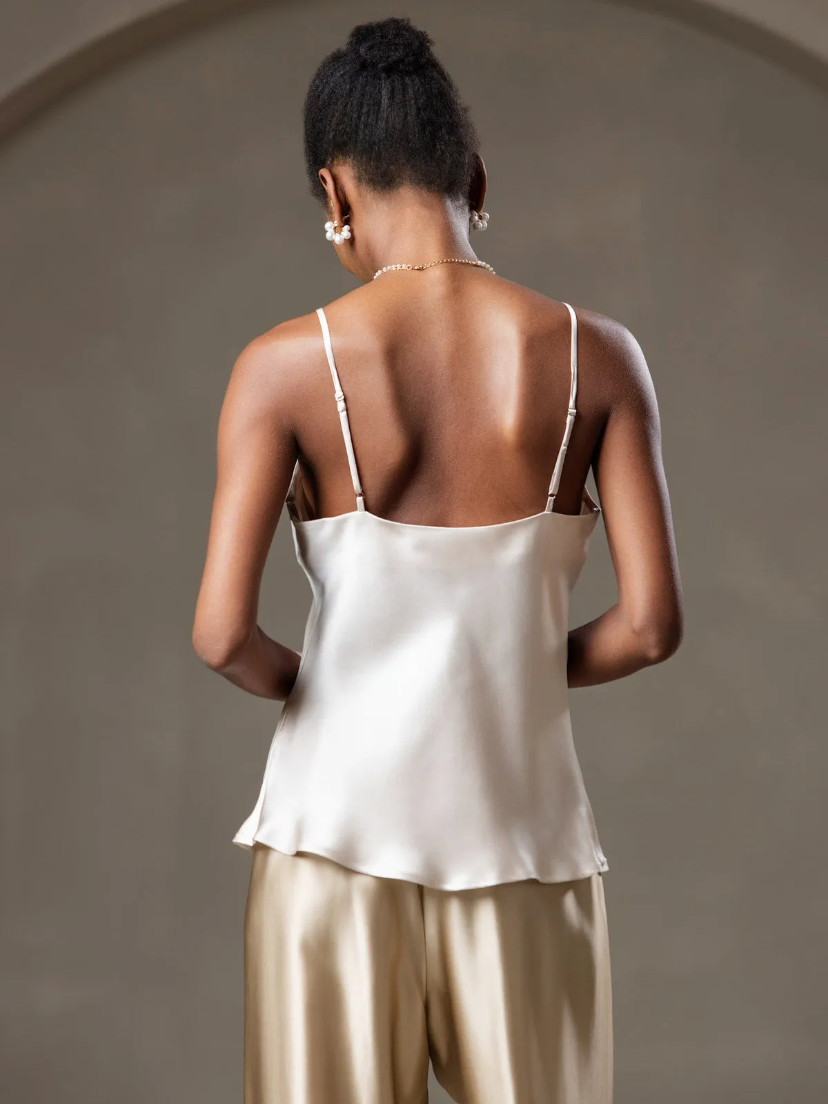 V-neck Pure Silk Spaghetti Straps Camisole Top